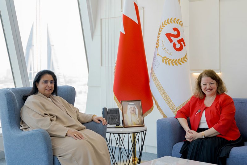 المدير العام لمعهد الإدارة العامة تستقبل السفيرة التركية