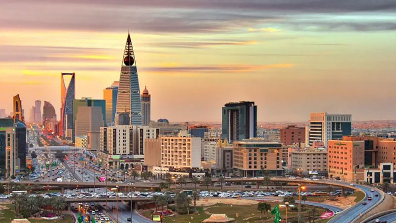 نمو الاقتصاد السعودي سيتسارع في 2025