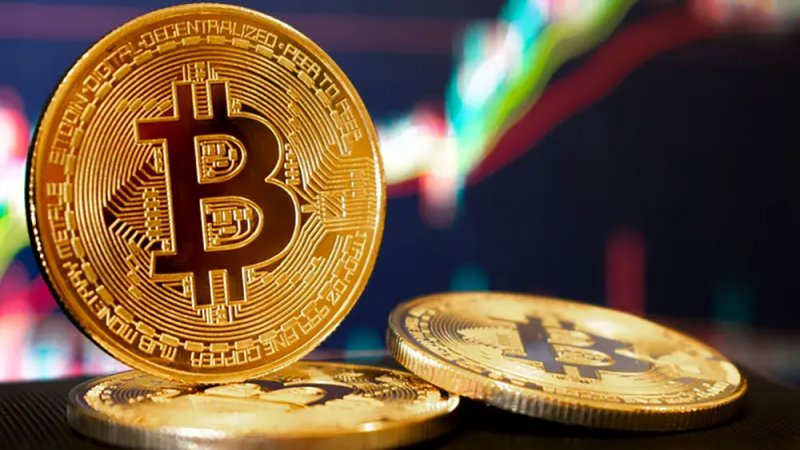 تحذير صادم.. المضاربات العنيفة قد تدفع "بيتكوين" إلى الانهيار