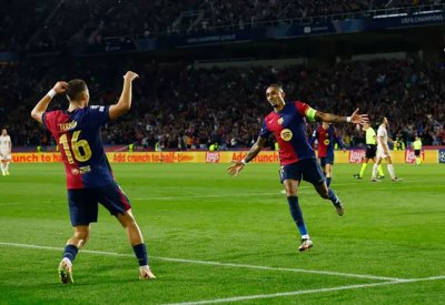 رافينيا يقود برشلونة للانتقام من هزائم بايرن المتتالية
