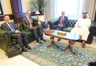 وزير الأشغال يستقبل السفير الألماني لدى مملكة البحرين