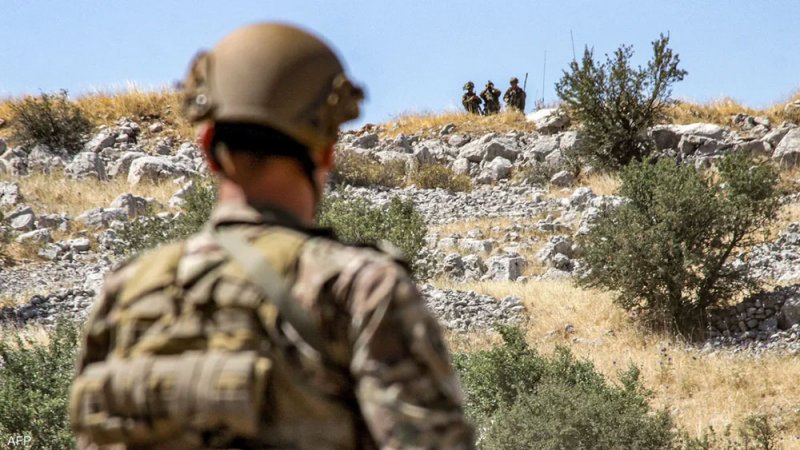 الجيش اللبناني يعلن مقتل 3 عسكريين بنيران إسرائيلية
