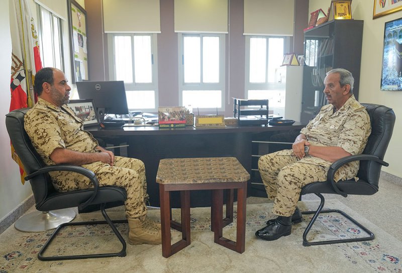 المشير: يقظة تامة لحماية أراضينا وسمائنا ومياهنا