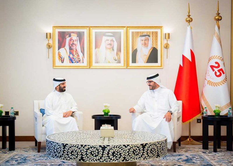 سمو الشيخ عيسى بن سلمان يؤكد أهمية التعاون المشترك بين "تمكين" ووزارة العمل بالشراكة مع "الخاص"