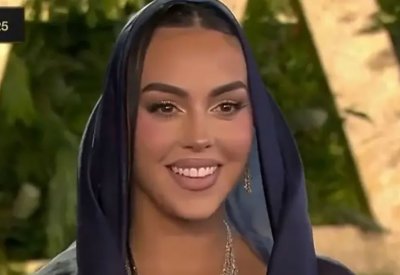 جورجينا تشكر ممرضي وأطباء السعودية.. ما السبب؟