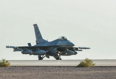 مقاتلات "F-16".. تحرك أميركي تحسبا لهجوم إسرائيلي ورد إيراني