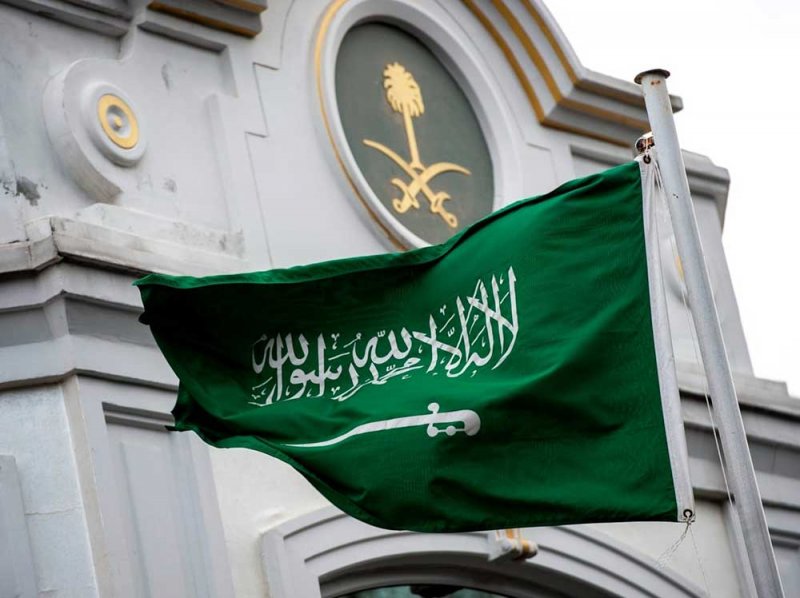 السعودية تدين مهاجمة إسرائيل لإيران.. "انتهاك للسيادة"