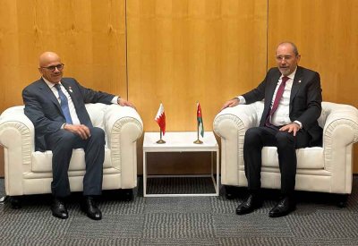 وزير الخارجية يجتمع مع نائب رئيس الوزراء وزير الخارجية والمغتربين في المملكة الأردنية الهاشمية