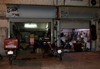 إعادة تنظيم أوضاع 800 نشاط تجاري بعراد الصناعية