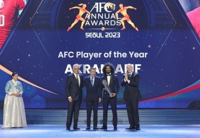 سلمان بن إبراهيم يتوج الفائزين في حفل جوائز الإتحاد الآسيوي  2023
