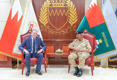 تعزيز العلاقات الثنائية والتعاون والتنسيق المشترك القائم مع إيطاليا
