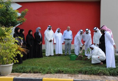 مجلس المحرق البلدي يحيي أسبوع الشجرة