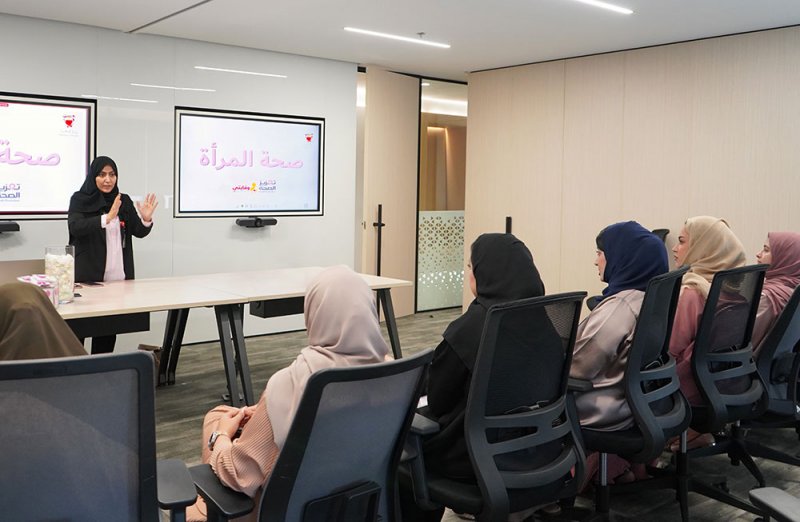 "الوطني للإيرادات" يدعم التوعية الصحية لموظفاته ويعزز مبادرات الشراكة المجتمعية