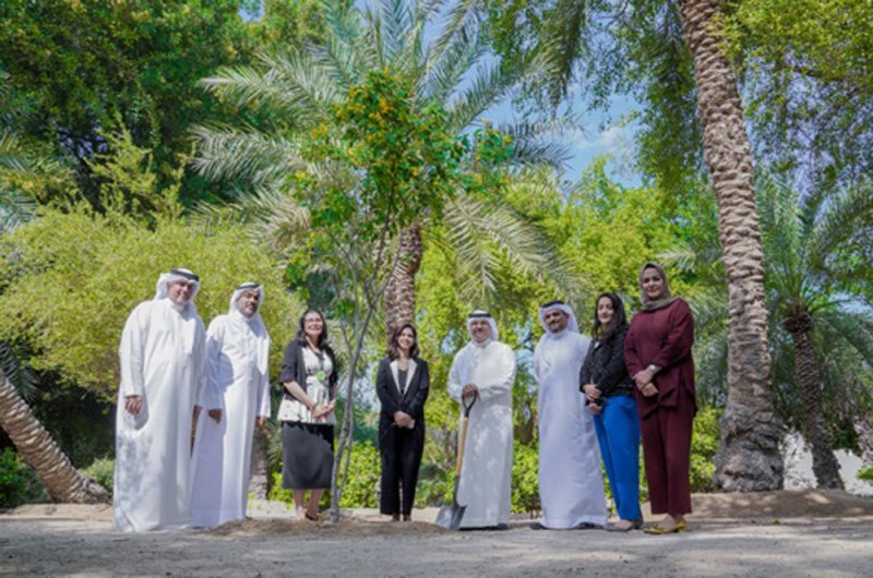 غرس أشجار بمقر “الثقافة”
