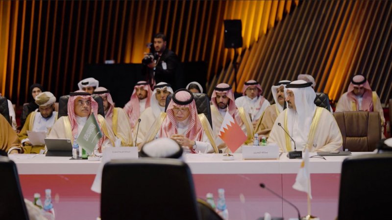 وزير "التجارة" يشارك في اللقاء التشاوري لوزراء "التجارة" مع رؤساء اتحادات "الغرف" الخليجية