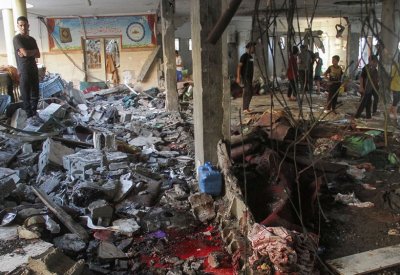 13 قتيلا على الأقل بقصف مدرسة تؤوي نازحين في النصيرات