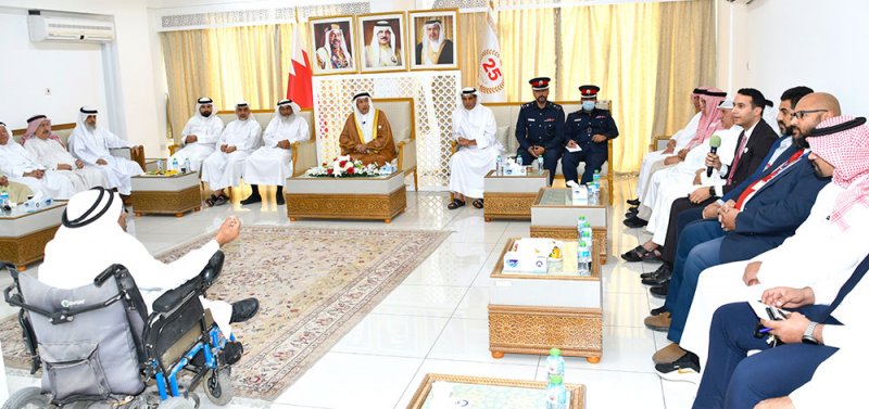 محافظ وأهالي المحرق يرفعون التهاني إلى جلالة الملك المعظم بنجاح دورة الألعاب المدرسية