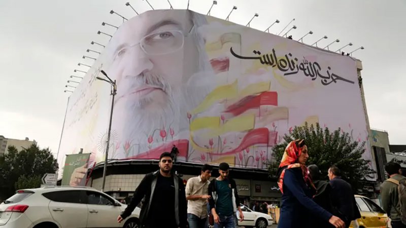 تحركات عسكرية في إيران.. ومسؤولون "استعدادات الرد انطلقت"