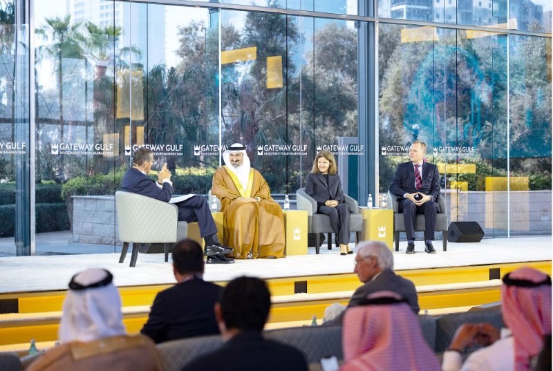 فخرو: التجارة تزداد على رغم تحديات الشحن في المنطقة