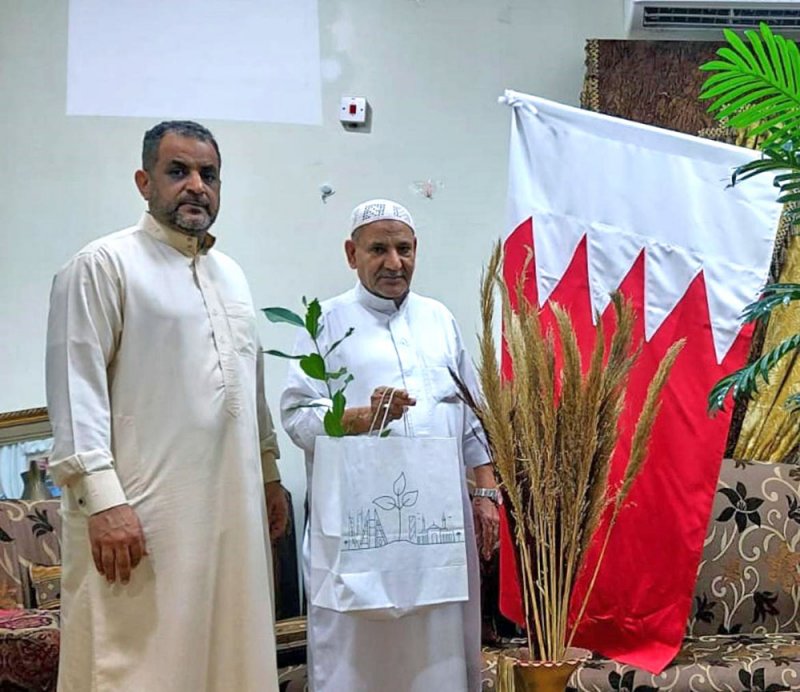 دار ريا لرعاية الوالدين تشارك في أسبوع الشجرة