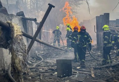 مقتل 6 بقصف روسي على زابوريجيا وإسقاط صاروخين و48 مسيرة