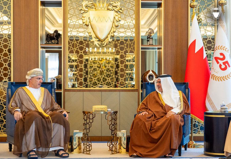 سمو ولي العهد رئيس مجلس الوزراء يؤكد الحرص على مواصلة تعزيز القدرة التنافسية لمملكة البحرين كبيئة جاذبة للاستثمارات
