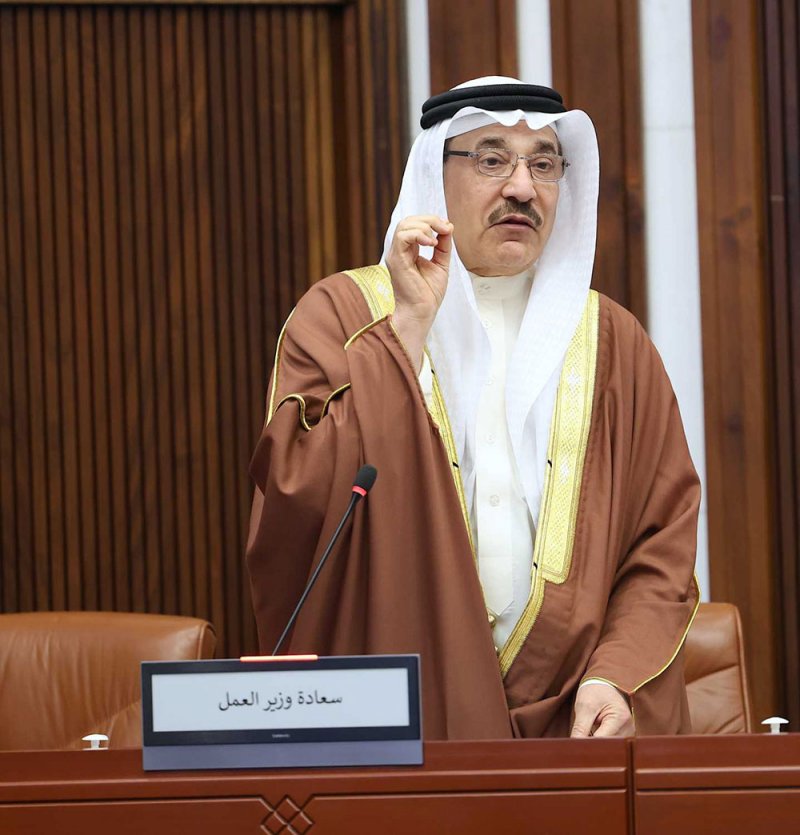 حميدان: "نهرا" لا تسمح بتوظيف الأجنبي في حال وجود بحريني مؤهل لممارسة مهنة الطب
