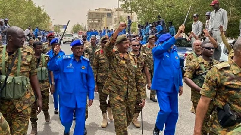 السودان يشكو تشاد لدى الاتحاد الإفريقي بتهمة تسليح "المتمردين"