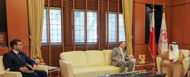 وزير الديوان الملكي يستقبل سفير الجمهورية الايطالية لدى المملكة