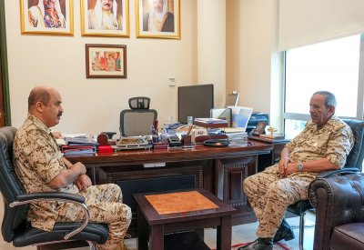 صاحب المعالي القائد العام لقوة دفاع البحرين يتفقد أسلحة ووحدات قوة دفاع البحرين