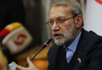 مستشار خامنئي يحذر من "رد غير مدروس" على إسرائيل