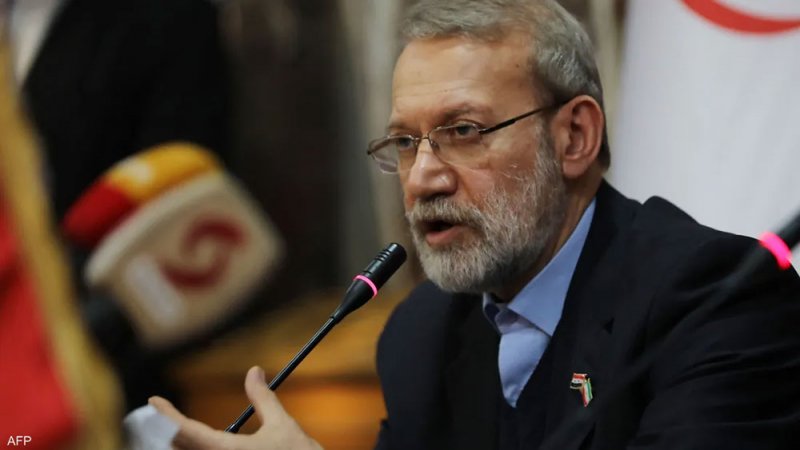 مستشار خامنئي يحذر من "رد غير مدروس" على إسرائيل