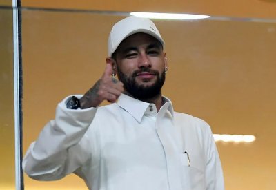 نيمار مستمر مع الهلال
