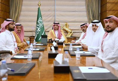 محافظ جدة يطّلع على استعدادات إطلاق مهرجان البحر الأحمر السينمائي الدولي