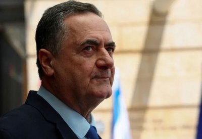 وزير الدفاع الإسرائيلي يلوّح بضرب منشآت إيران النووية