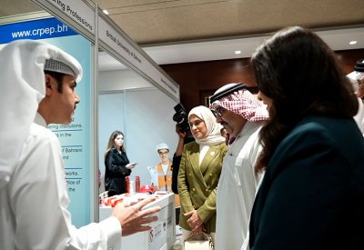 المهن الهندسية يشارك في المعرض الدولي للدراسات الأكاديمية