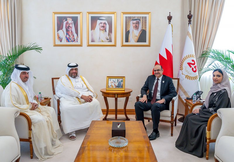 وزير الشؤون القانونية يستقبل سفير دولة قطر لدى المملكة