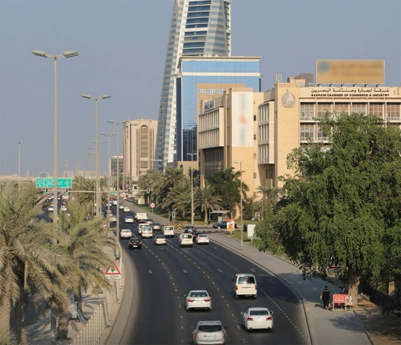 لا جدوى من جسر مشاة على شارع الملك فيصل