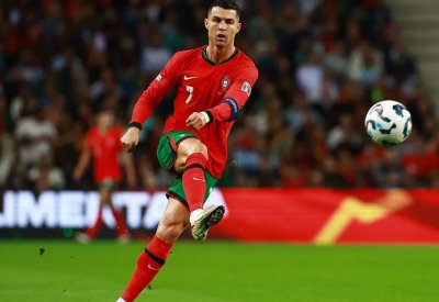 دوري الأمم الأوروبية..رونالدو يقود البرتغال إلى دور الثمانية