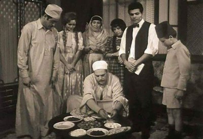 "الجنة تحت أقدام الأمهات" ضمن برنامج "صنعت في مصر"