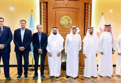 مجلس إدارة جامعة العلوم التطبيقية يشيد بإنجازات الجامعة محلياً وعربياً وعالمياً