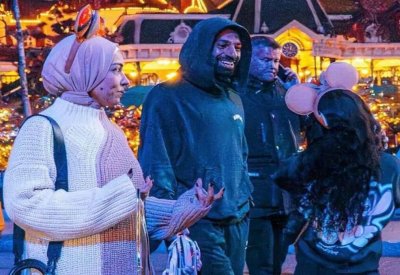 أحدث ظهور للنجم محمد صلاح وأسرته