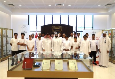 أمانة النواب تستقبل وفداً طلابياً من ثانوية عبد الرحمن الناصر للبنين