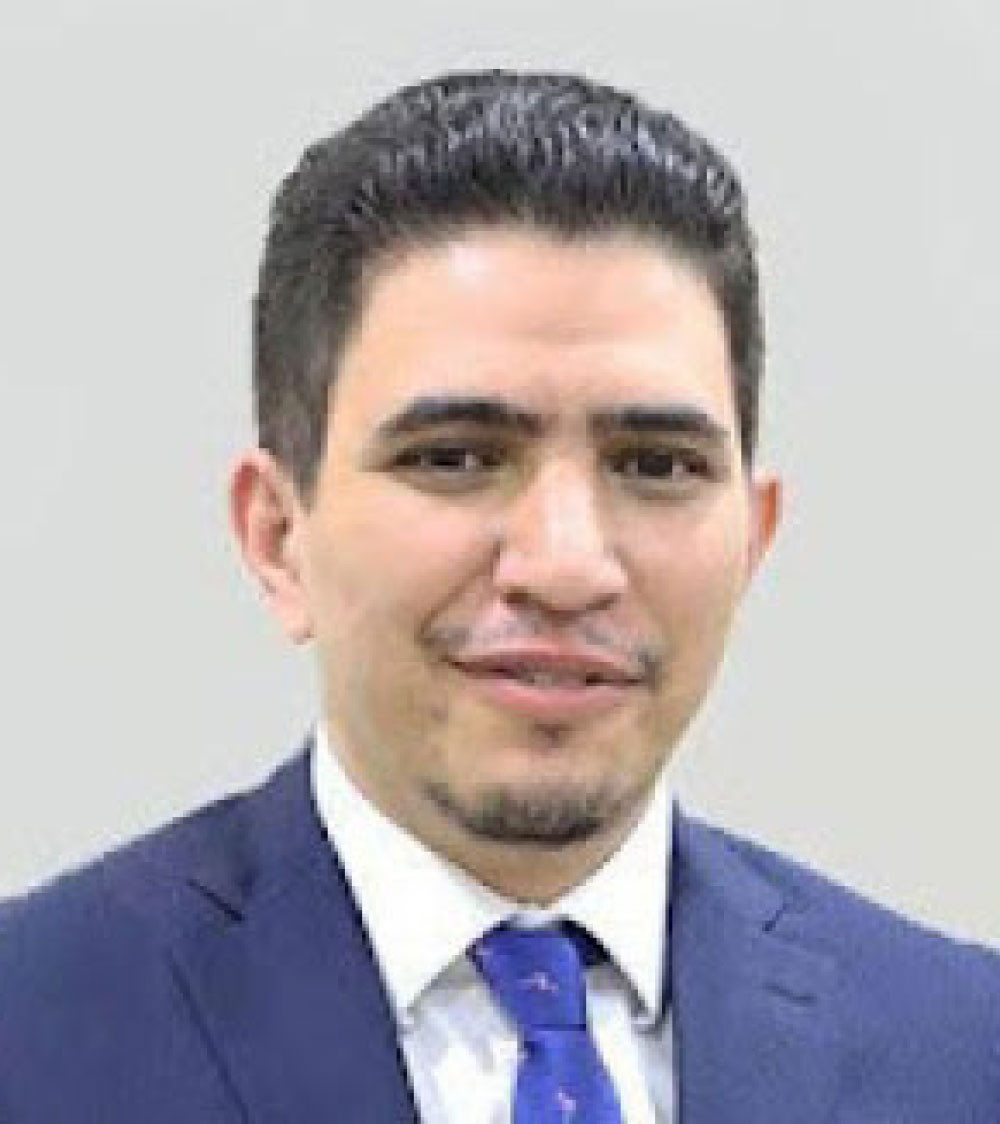 السيد علي