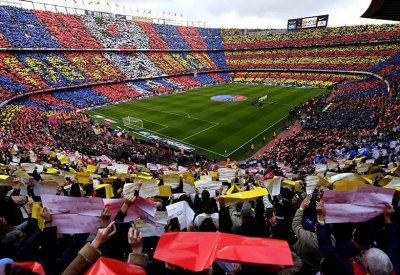 برشلونة يؤجل عودته لملعب كامب نو