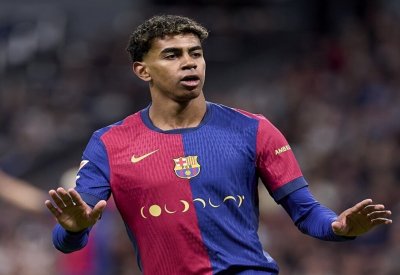 لامين جمال يثير قلق برشلونة قبل مباراته في ملعب "بالايدوس"