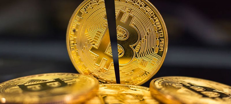 بتكوين تقترب من 100 ألف دولار مواصلة قفزاتها بعد فوز ترامب