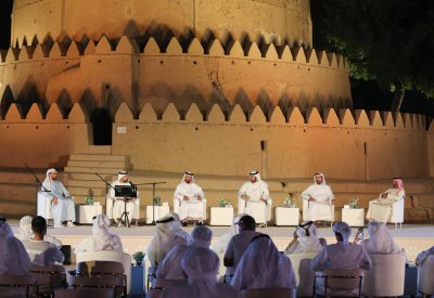 توثيق الشعر  الشعبي يرسخ مكانة الموروث الثقافي ويضمن وصوله للأجيال
