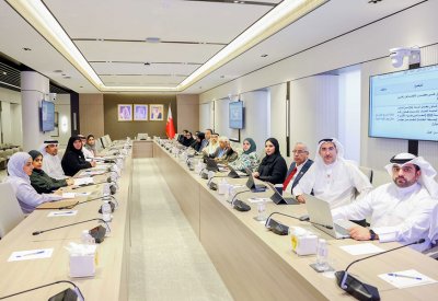 "تشريعية الشورى" تبحث مع "الخدمة المدنية" مشروع قانون بشأن تقييد نطاق التعاقد مع الأجانب لتولي الوظائف العامة