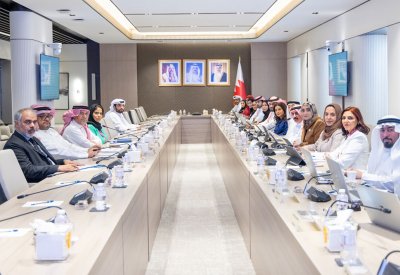 "خدمات الشورى" تبحث مع "الأعلى للصحة" ووزارتي العمل والصحة تعديل قانون المؤسسات الصحية الخاصة